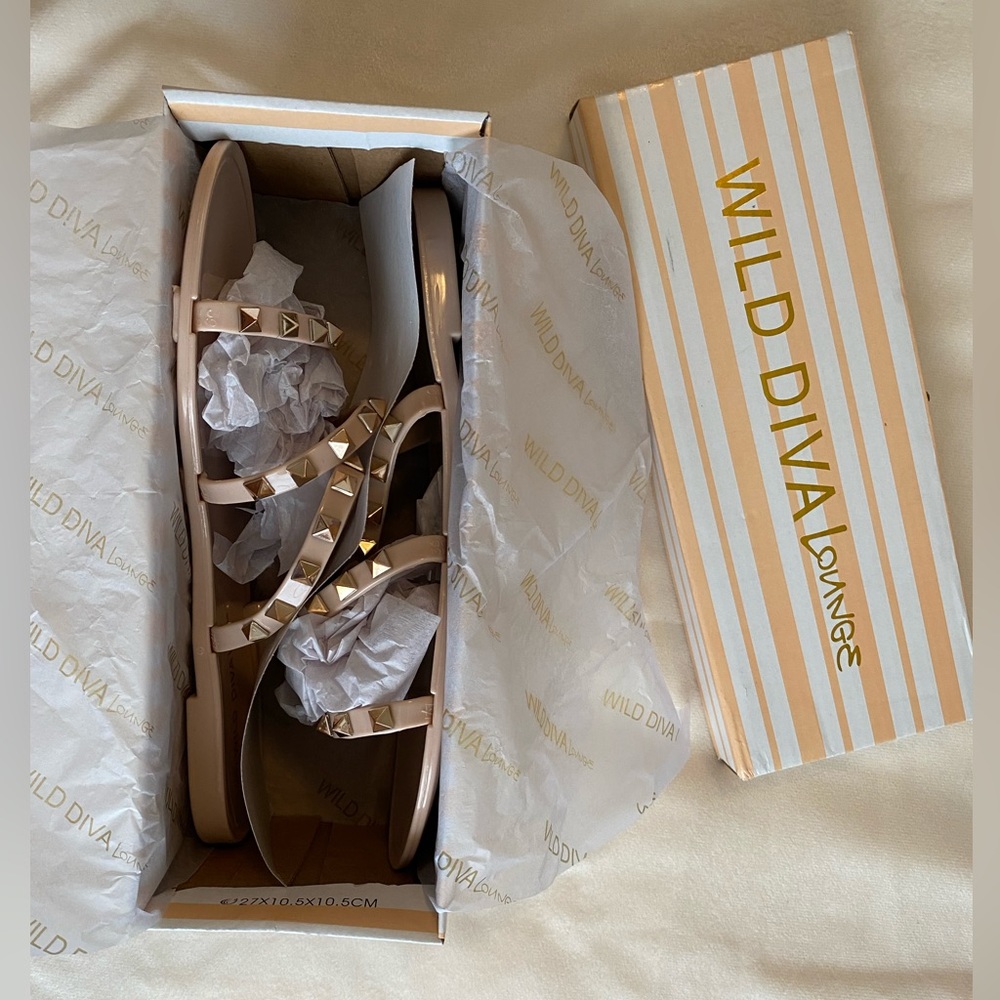 Fashion Nova Aren’t you a stud Flat Sandals